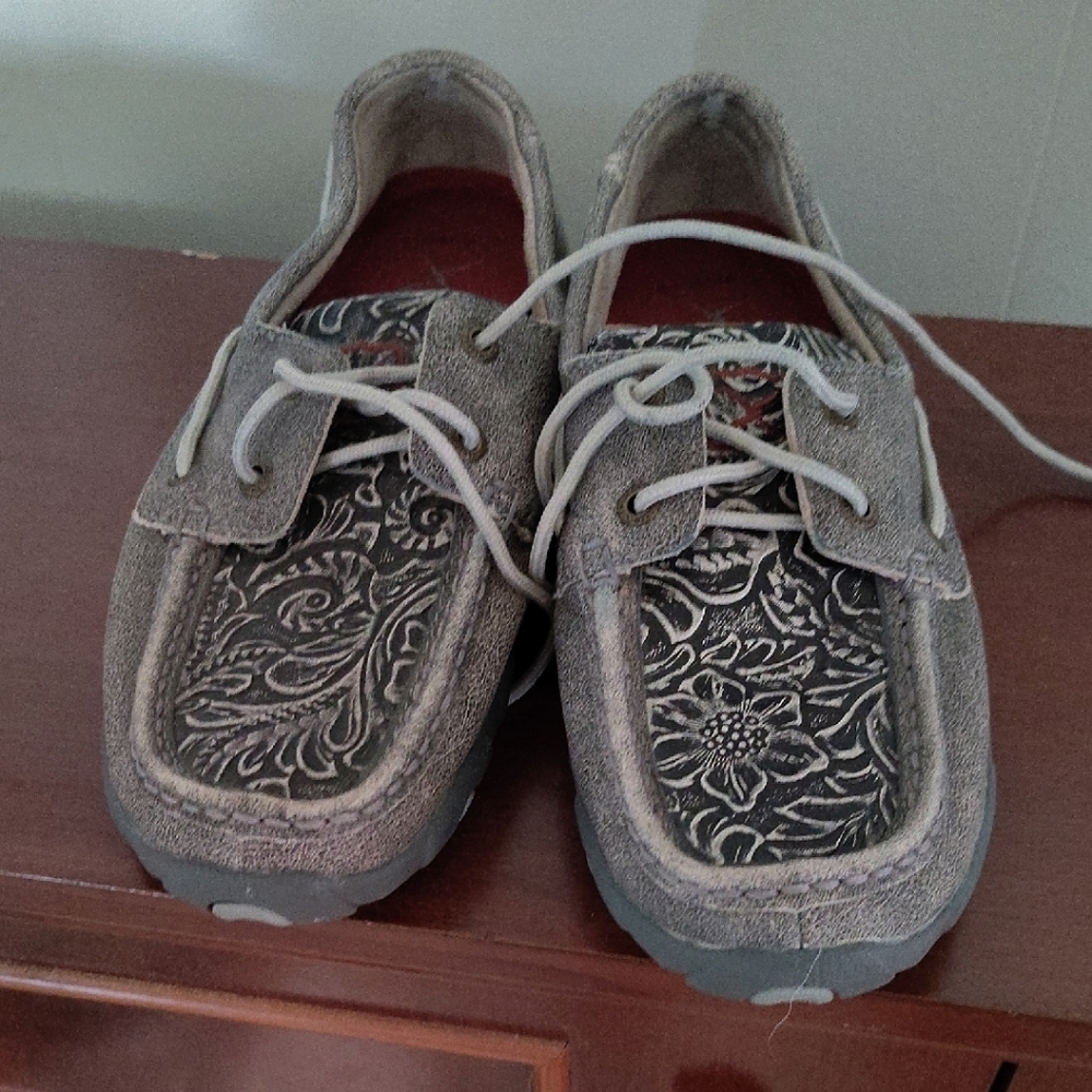 Gray Patterned Flats with Rubber Sole